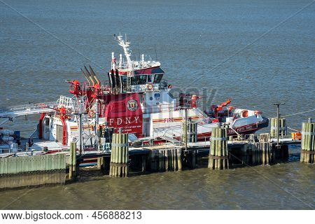 New York, Ny - Usa - June 18, 2022 A View Of Fdny Marine 1's New 140-foot, 500-ton, $27 Million Doll