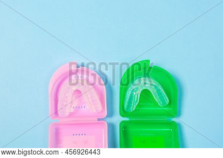 Orthodontic Silicone Simulator. Tray For Teeth In A Case Invisible Leveling Brackets. Mobile Orthodo