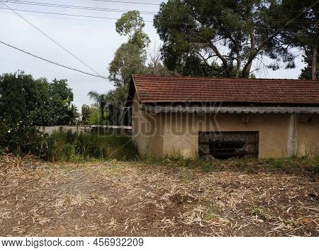 Building Of So-called Allenby Farm Barn, Historical Place From 19th Century
