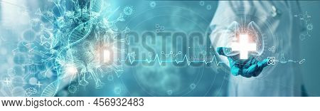 Healthcare And Medicine, Covid-19, Doctor Holding And Diagnose Virtual Human Lungs With Coronavirus 