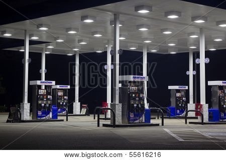 JACKSONVILLE, FL - DEC 07: A Marathon Petroleum Corporation (MPC) gas station in Jacksonville, Florida on December 7, 2013. MPC is the fourth largest gas refiner in the United States. 