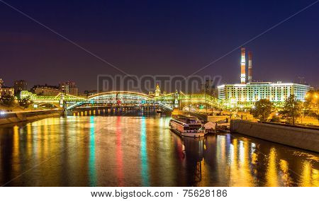 Bogdan Khmelnitsky (kievsky) Pedestrian Bridge In Moscow
