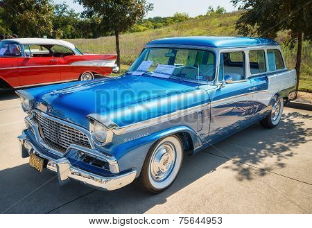 1956 Studebaker President Pinehurst Wagon