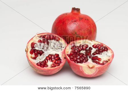 Granaattiomena