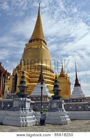 Phra Si Rattana Chedi. The Grand Palace Bangkok