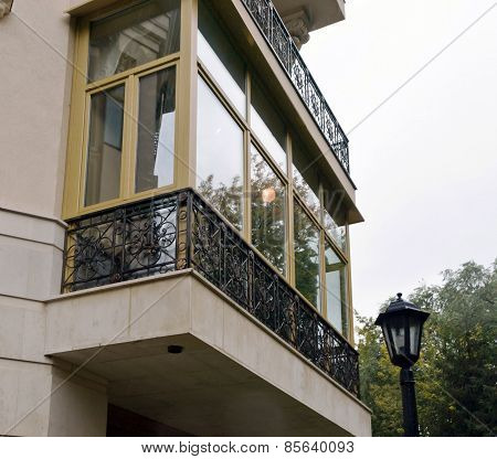 New Fiberglass Balcony Glazing In City House