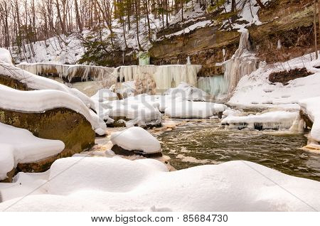 Icy Great Falls Of Bedford