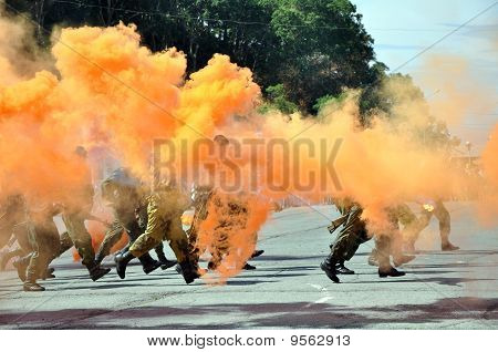 Marinkåren gå till Attack