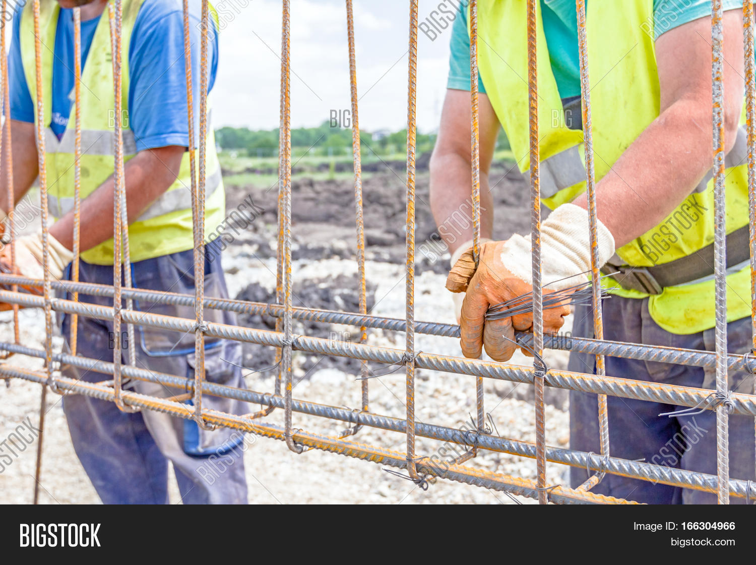 Worker Tying Rebar Image & Photo (Free Trial) Bigstock