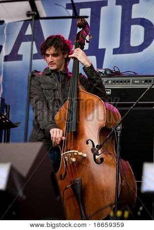 ARKHANGELSKOE - 7. juni: Ivan Farmakovsky Quintet. 6. international Jazz Festival USADBA.JAZZ, juni
