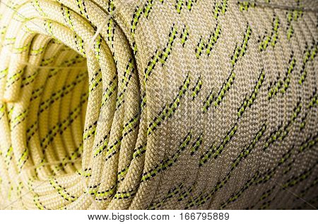 Coiled striped rope for the sport climbing