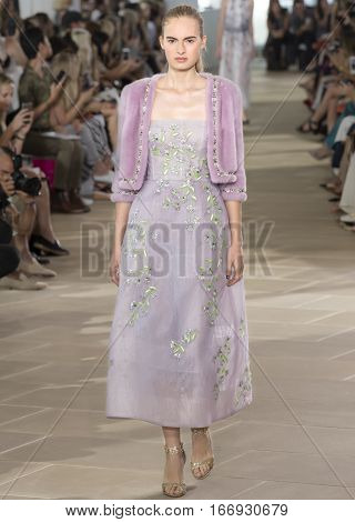 Monique Lhuillier - Spring 2017 Collection