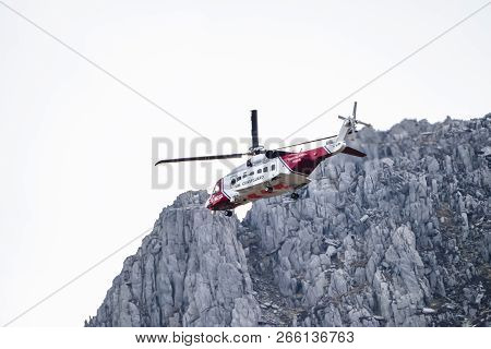 Ogwen Glen , Wales - April 29 2018 : British Hm Coastguard Helicopter Sikorsky S-92 Operated By Bris