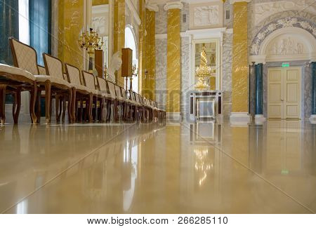 Strelna, St. Petersburg, Russia - August 09, 2018: Fragment Of The Interior Of The Marble Hall In Th