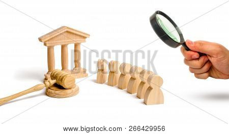 Magnifying Glass Is Looking At The Group Of People Standing Near The House Of Government And Judge's
