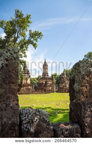 Unesco World Heritage Site Wat Jedi Jed Teaw In Si Satchanalai Historical Park, Sukhothai, Thailand.