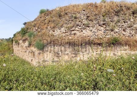 The Ruins Of The Fortress Wall Of The Ateret Fortress - Metzad Ateret - Qasr Atara - Located Next To