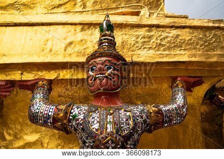 Bangkok, Thailand - January 25, 2016: Colorful And Golden Body Warrior Of Grand Palace In Bangkok Th