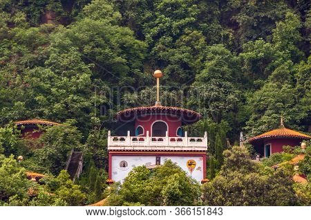 Fengdu, Chongqing, China - May 8, 2010: Yangtze River. Classic Architecture Style Red Roof Above Whi