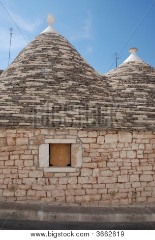 Okno Trullo Stone