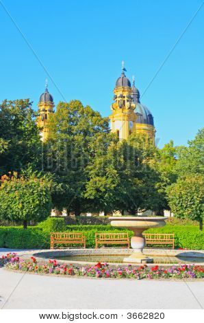 Residenz ve Odeonsplatz Münih sahne