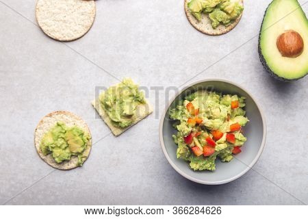 Healthy Gluten Free Snacks. Oatcakes And Sea Salt Crackers With Avocado And Bell Pepper Mash. Ideal 
