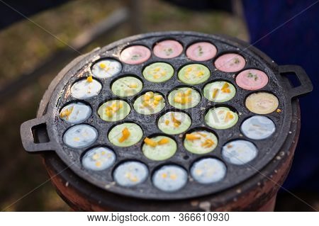 Kind Of Thai Sweetmeat . Coconut Milk Mix With Powder Fried Dessert. Making Of Thai Sweetmeat Khanom
