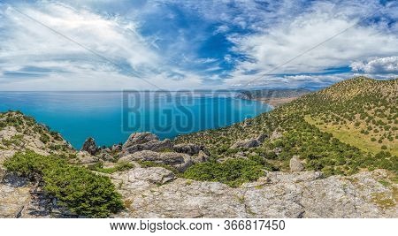 Beautiful Seascape, Panorama Of Cape Kapchik To The Galitsin Trail And Blue Bay Of The Black Sea. Su
