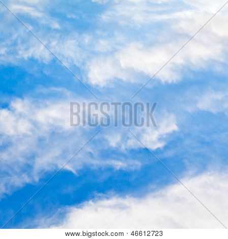 Cloudscape med Stratus skyer
