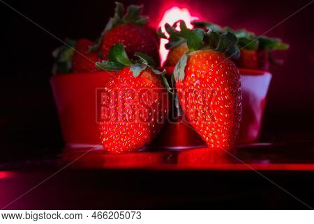 Fresh Red Strawberries Organic