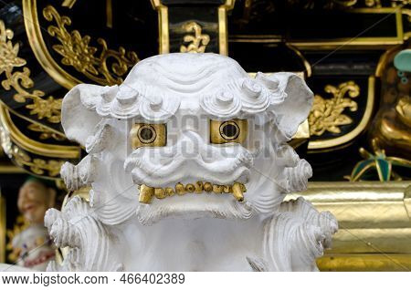 Nikko, November 17, 2017: Carving Of A Lion At The Karamon Gate. Tosho-gu Shrine. Tochigi Prefecture