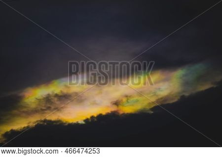 A Rainbow Cloud Called Cloud Iridescence Phenomenon Nature Season Background