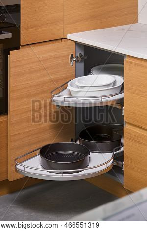 Kitchen Access Mechanism Magic Corner For Blind Corner Cabinets. Solution For A Kitchen Corner Stora