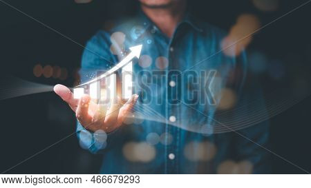 Business People Show Success Graph,and Profits, Business Growth

Concept Of Progress In Development 