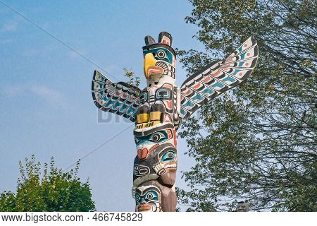 Vancouver, Canada - September 11, 2022: Totem Pole In Staley Park Is One Of Many First Nations Totem
