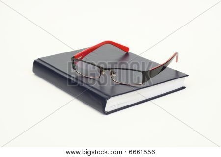 Veranstalter und Brillen