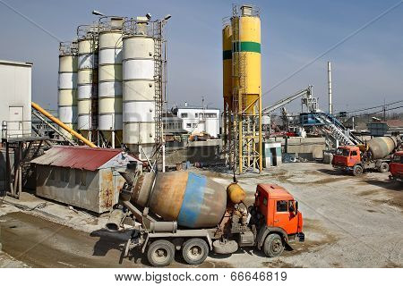 Mixed Concrete Batching Plant