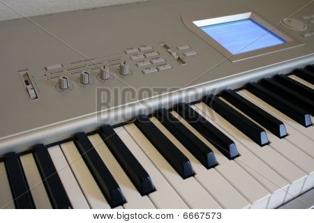 Synthétiseur