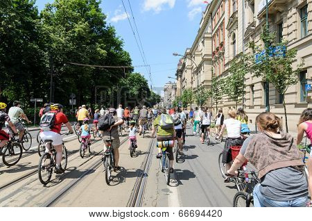 CRACOW - JUNE 9 - mayor cycling event in Cracow with 3500 participants June 9, 2013, Cracow, Poland