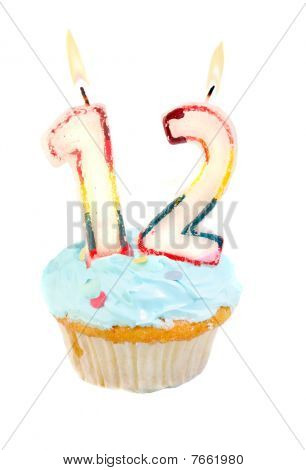 Kahdenneksitoista syntymäpäivä Cupcake