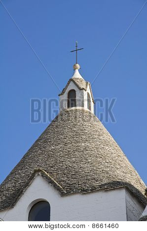 Kostel sv Antonio Trullo. Alberobello. Apulie.