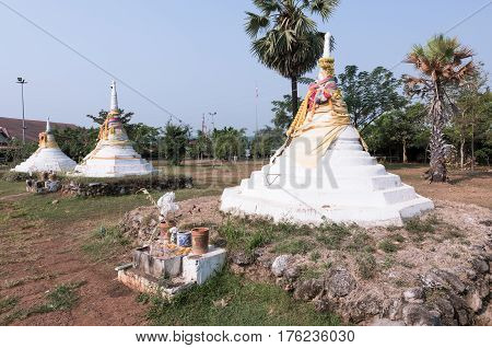 Dan Chedi Sam Ong or Three Pagodas Pass is a border pass to the Union of Myanmar at Sanghklaburi province Thailand