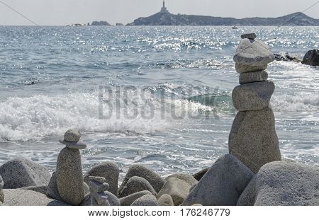 Artwork formed by stones stacked on each other