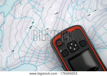 Search and rescue device over a topo map