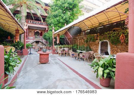 Hostal Corona Bar
