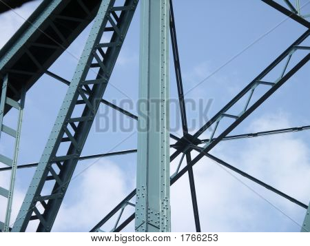 Brug ondersteunt