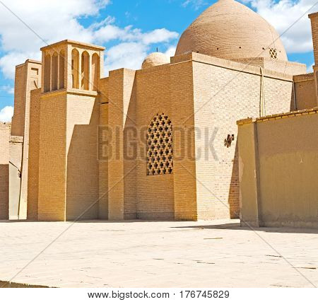In Iran The  Antique   House