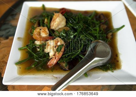 Pad Pak Grachet mimosa thai food prawns