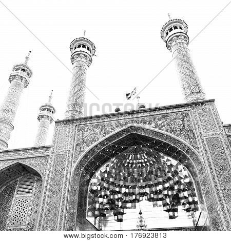 In Iran  And Old Antique Mosque    Minaret