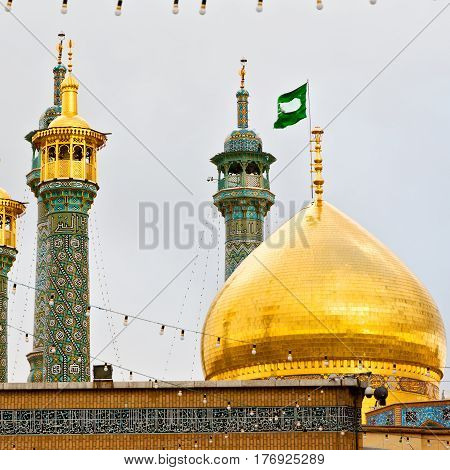 In Iran  And Old Antique Mosque    Minaret